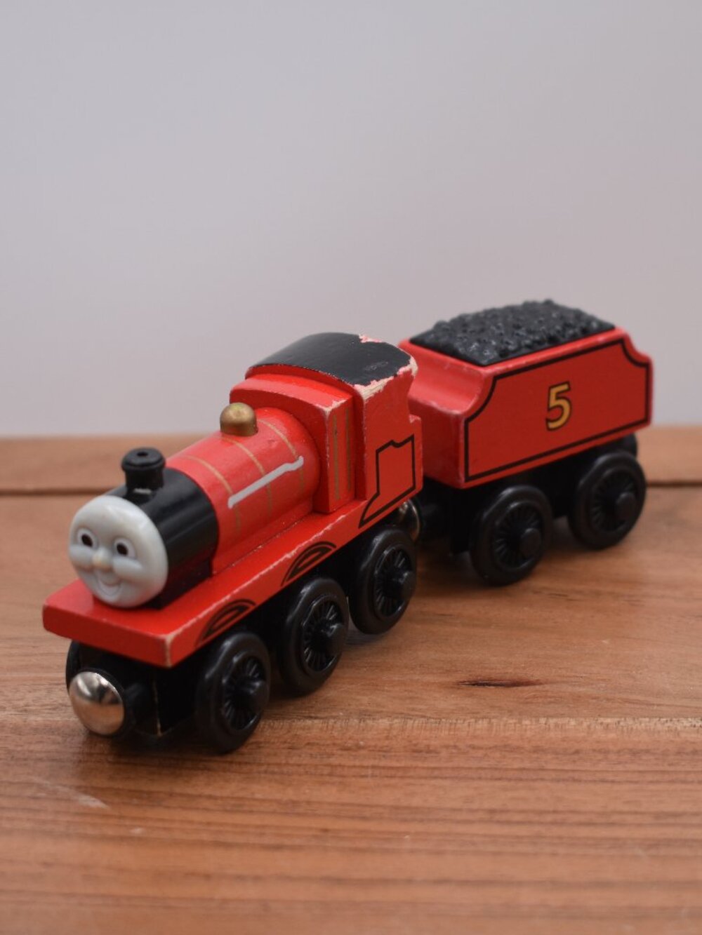 James & Tender 2003 Train Tank Engine GUC Thomas & Friends Wooden Railway Train